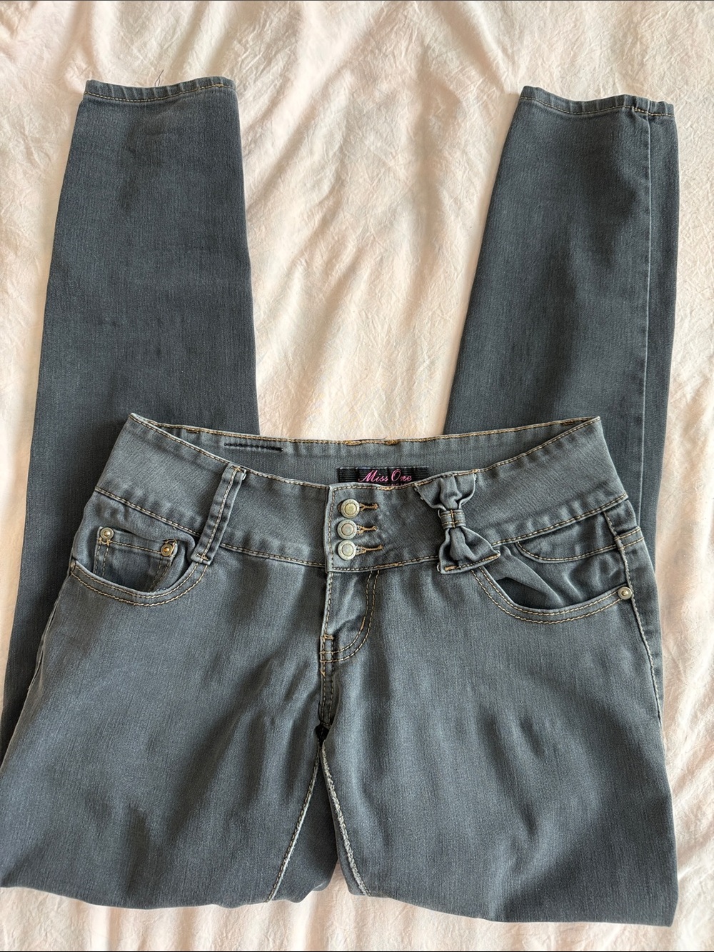 Low rise Y2K Miss One Grey Bow Skinny Jeans